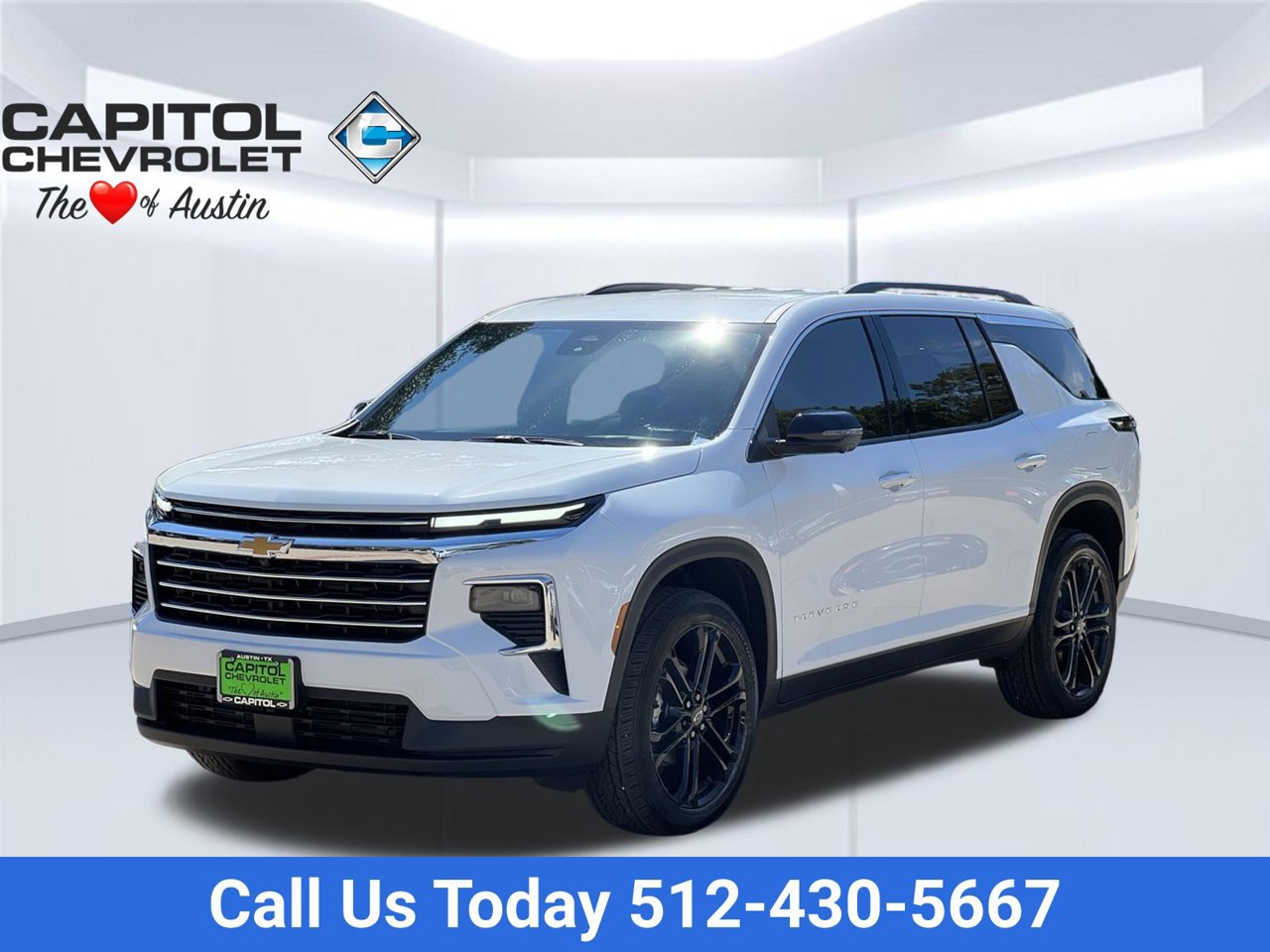 2027 Chevrolet Traverse LT SUV, photo 2