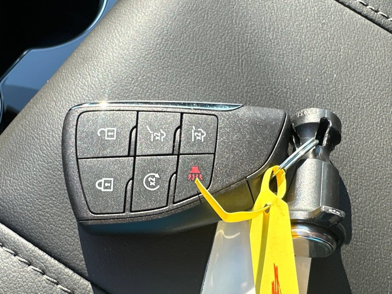 2026 Chevrolet Suburban LT, photo 30
