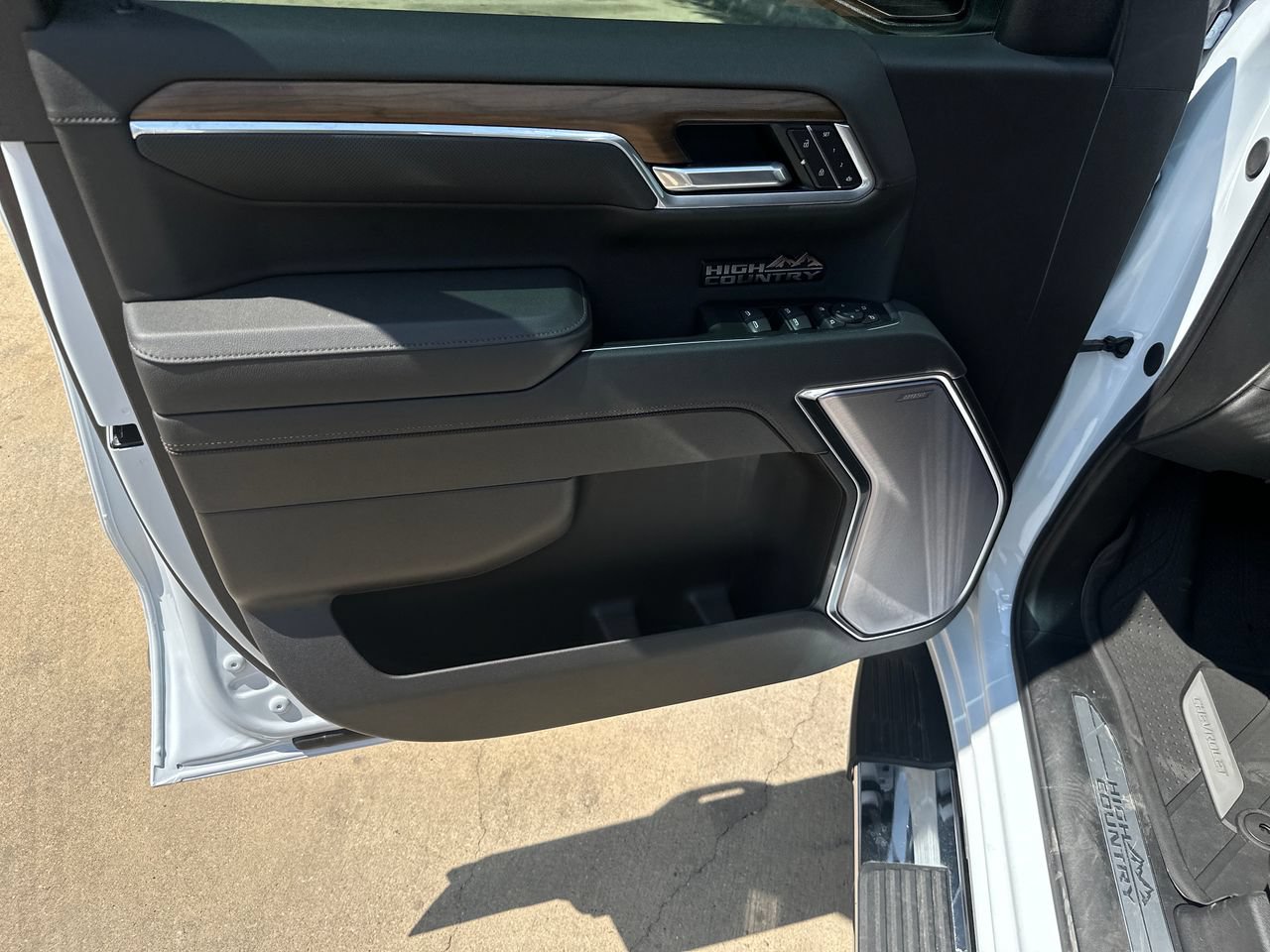 2026 Chevrolet Silverado 1500 High Country Truck, photo 11