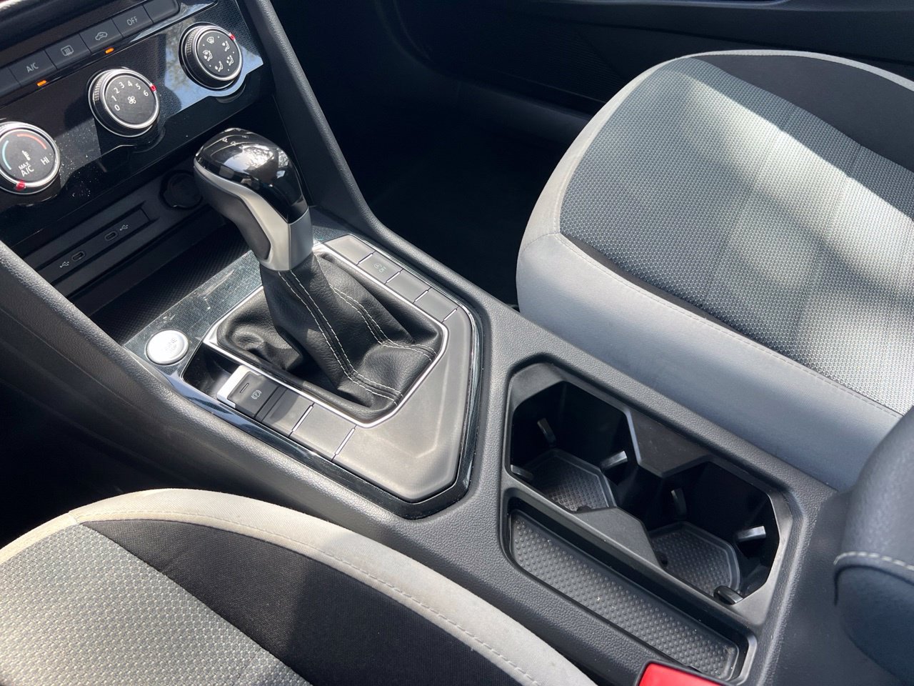 2025 Volkswagen Taos S - Photo 20