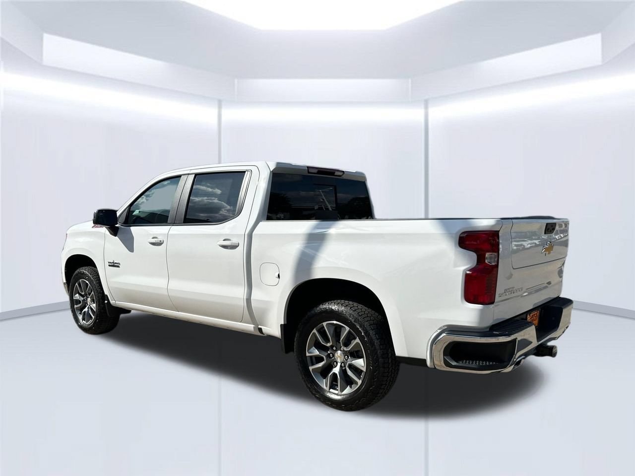 2026 Chevrolet Silverado 1500 LT, photo 3