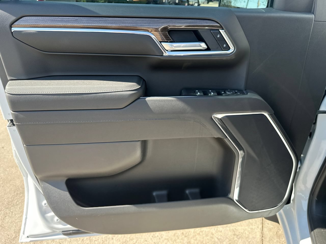 2026 Chevrolet Silverado 1500 LT, photo 10