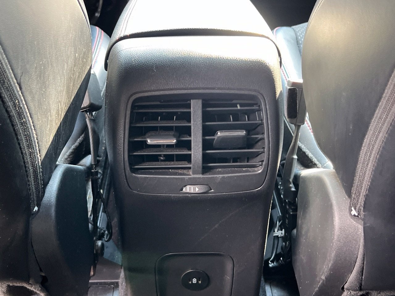 2025 Ford Escape ST-Line - Photo 23