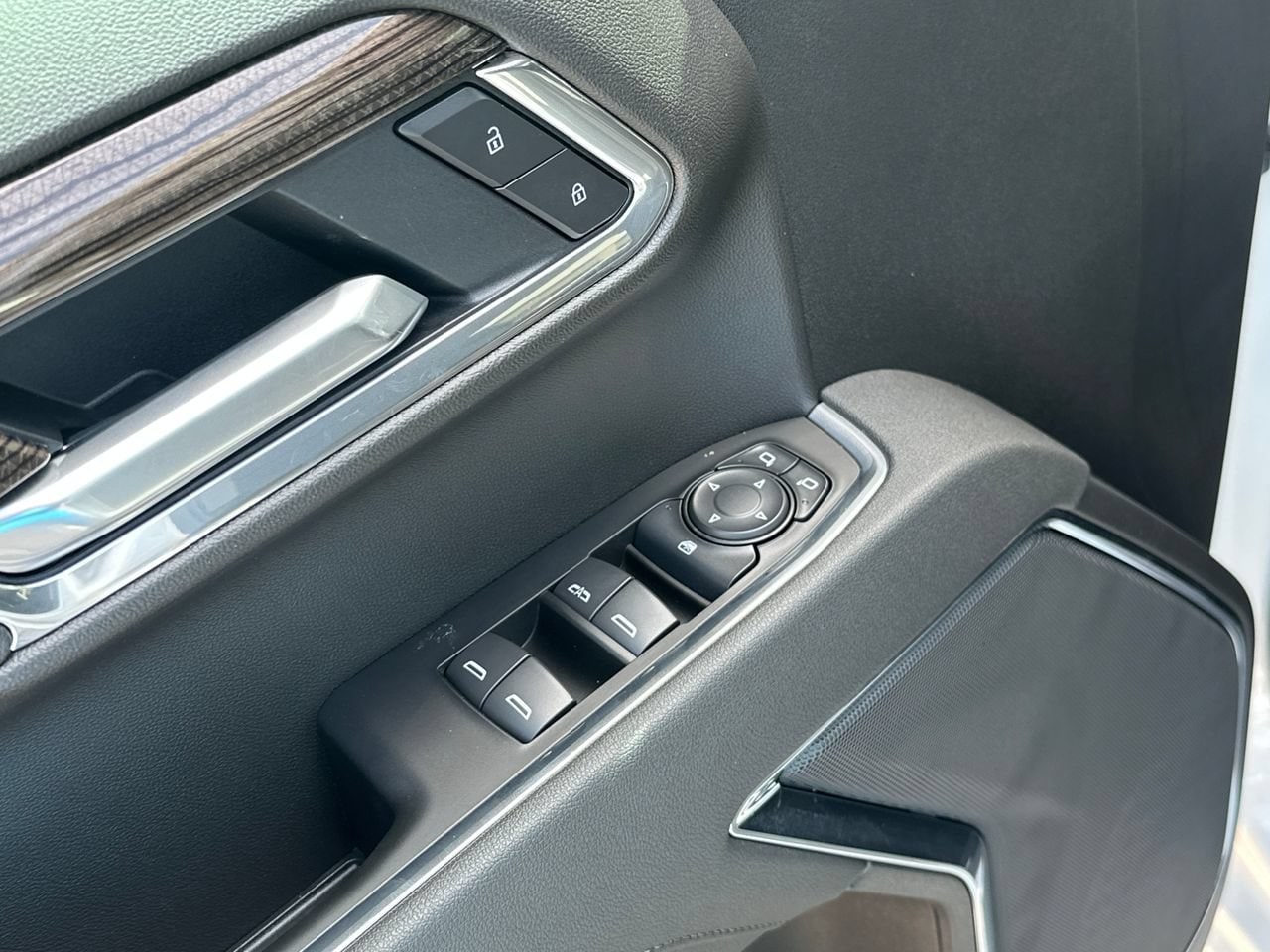 2026 Chevrolet Silverado 1500 LT - Photo 12