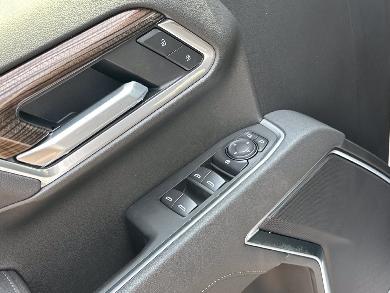 2026 Chevrolet Silverado 1500 LT - Photo 19