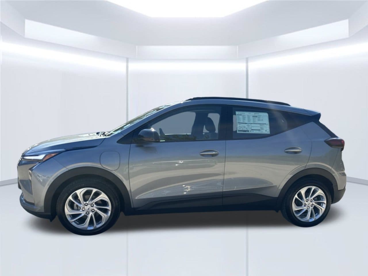 2027 Chevrolet Bolt LT, photo 2