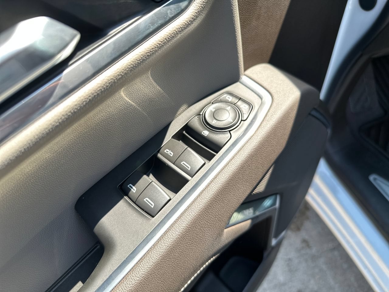2026 Chevrolet Silverado 1500 LT Truck, photo 12