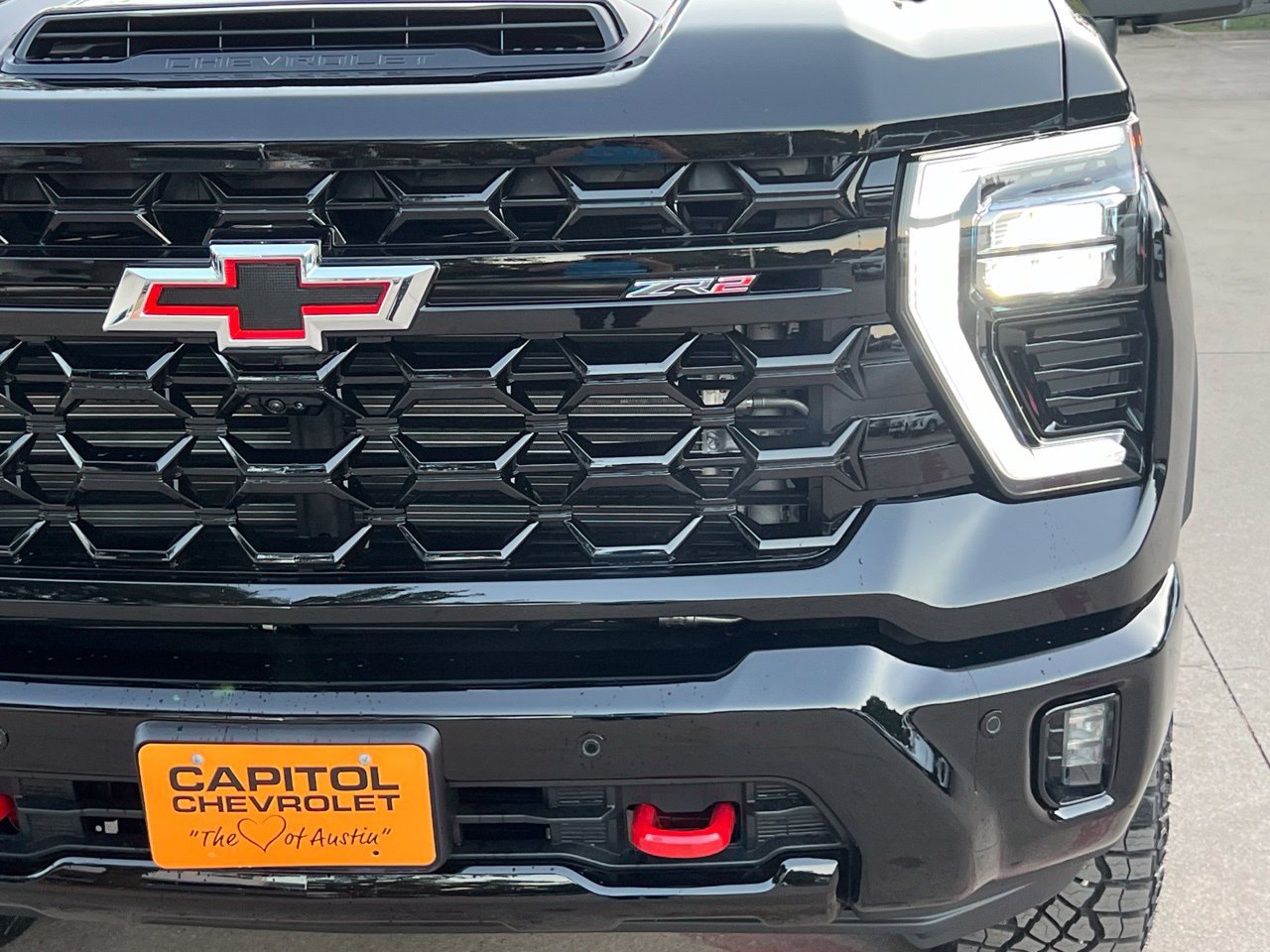 2026 Chevrolet Silverado 2500 HD ZR2 - Photo 9