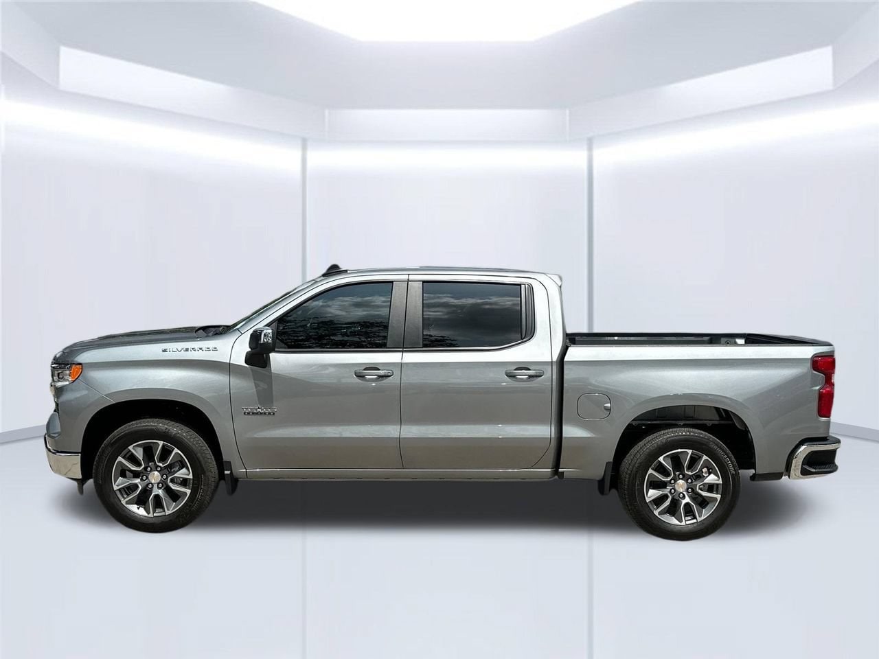 2026 Chevrolet Silverado 1500 LT, photo 2