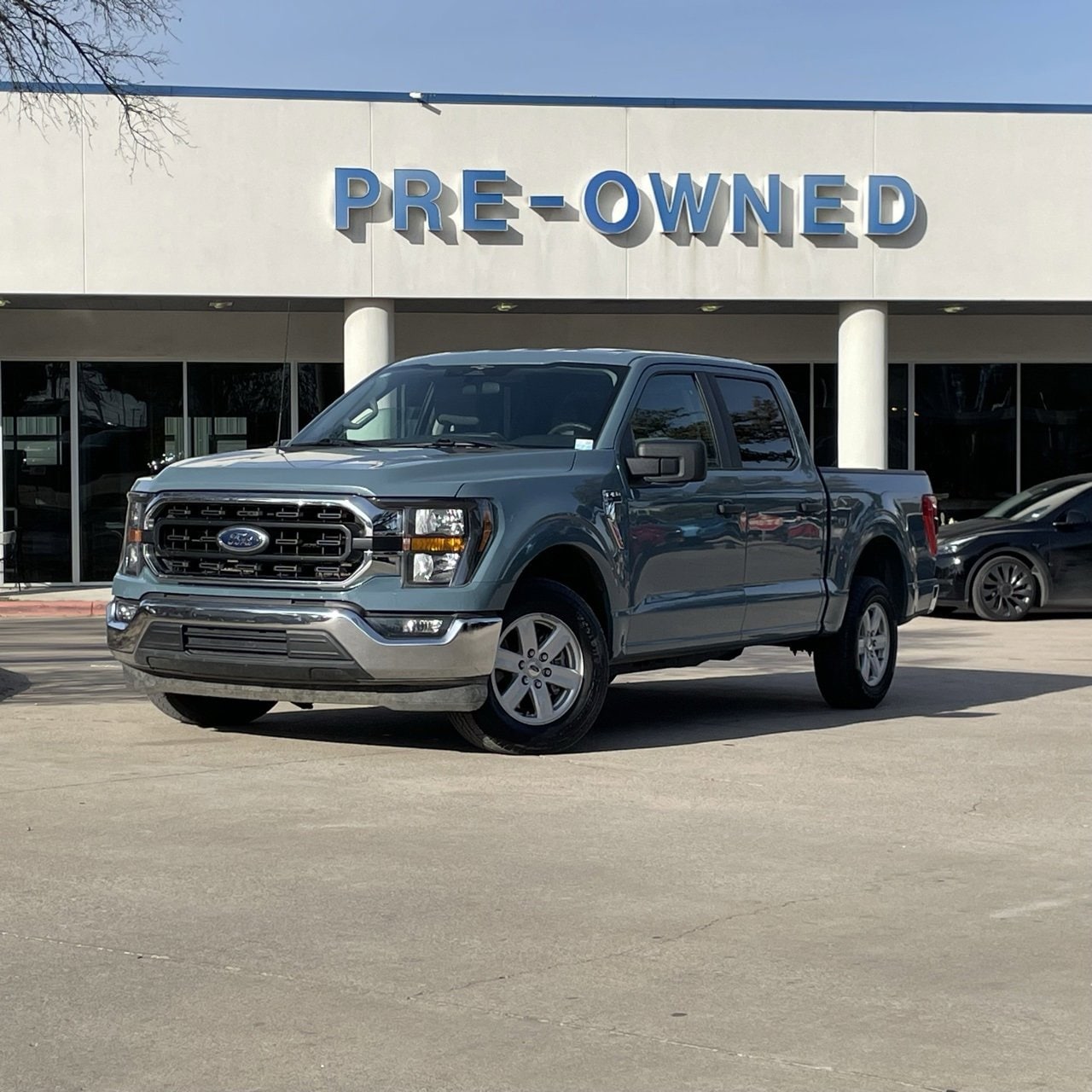 2023 Ford F-150 XL's photo