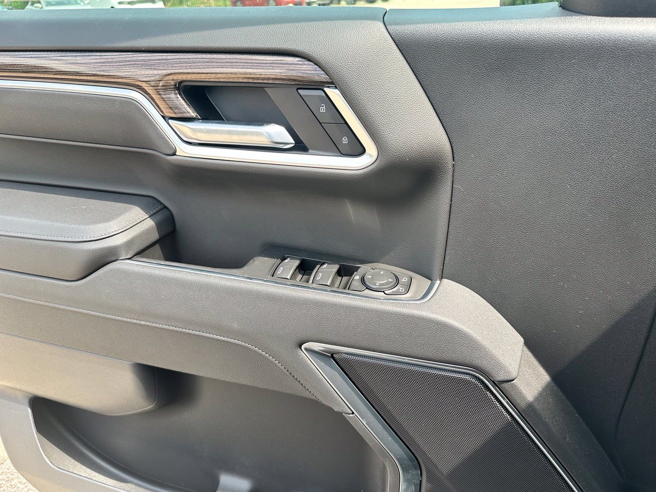 2026 Chevrolet Silverado 1500 LT - Photo 23