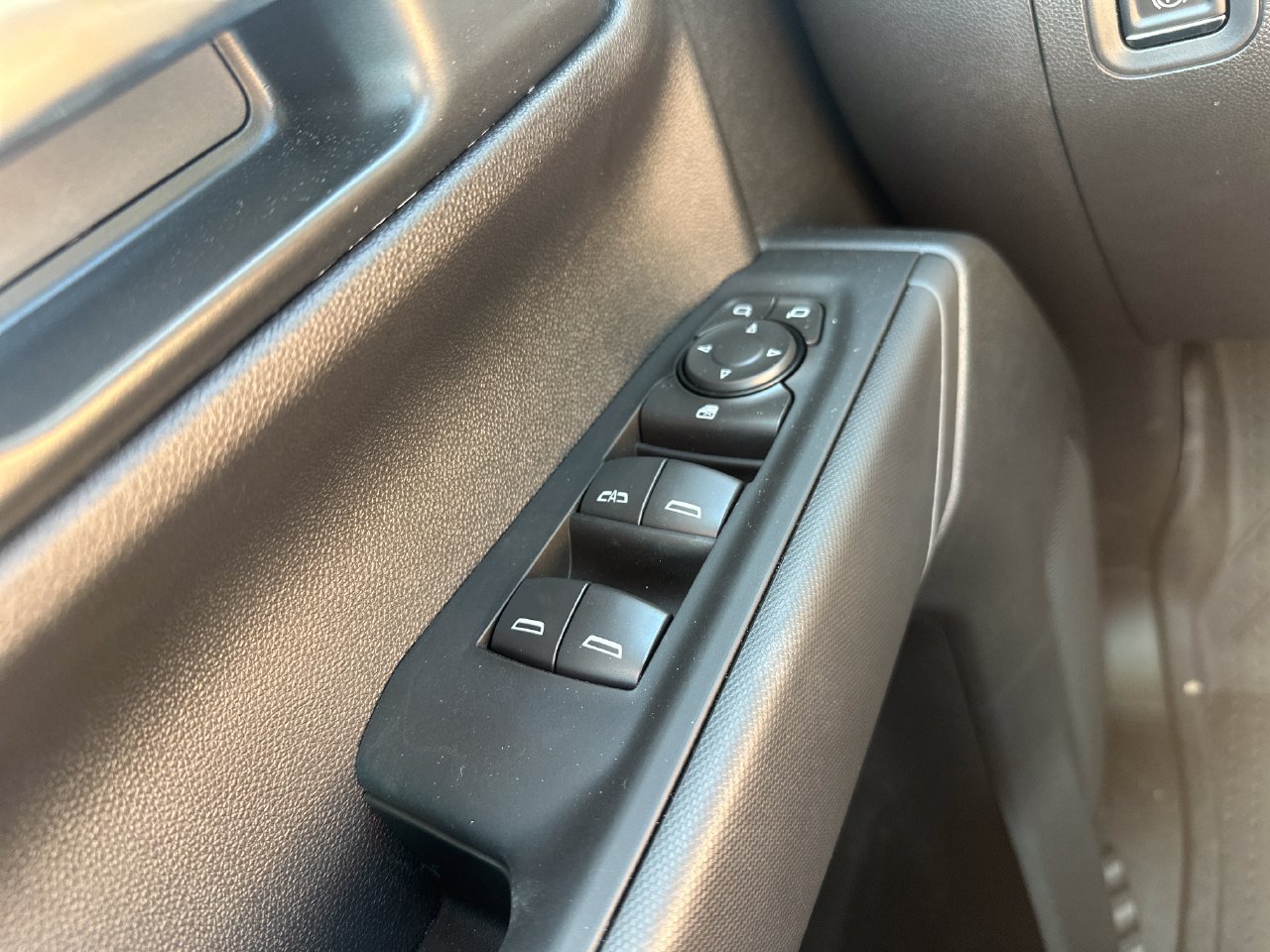 2026 Chevrolet Silverado 1500 Custom - Photo 18