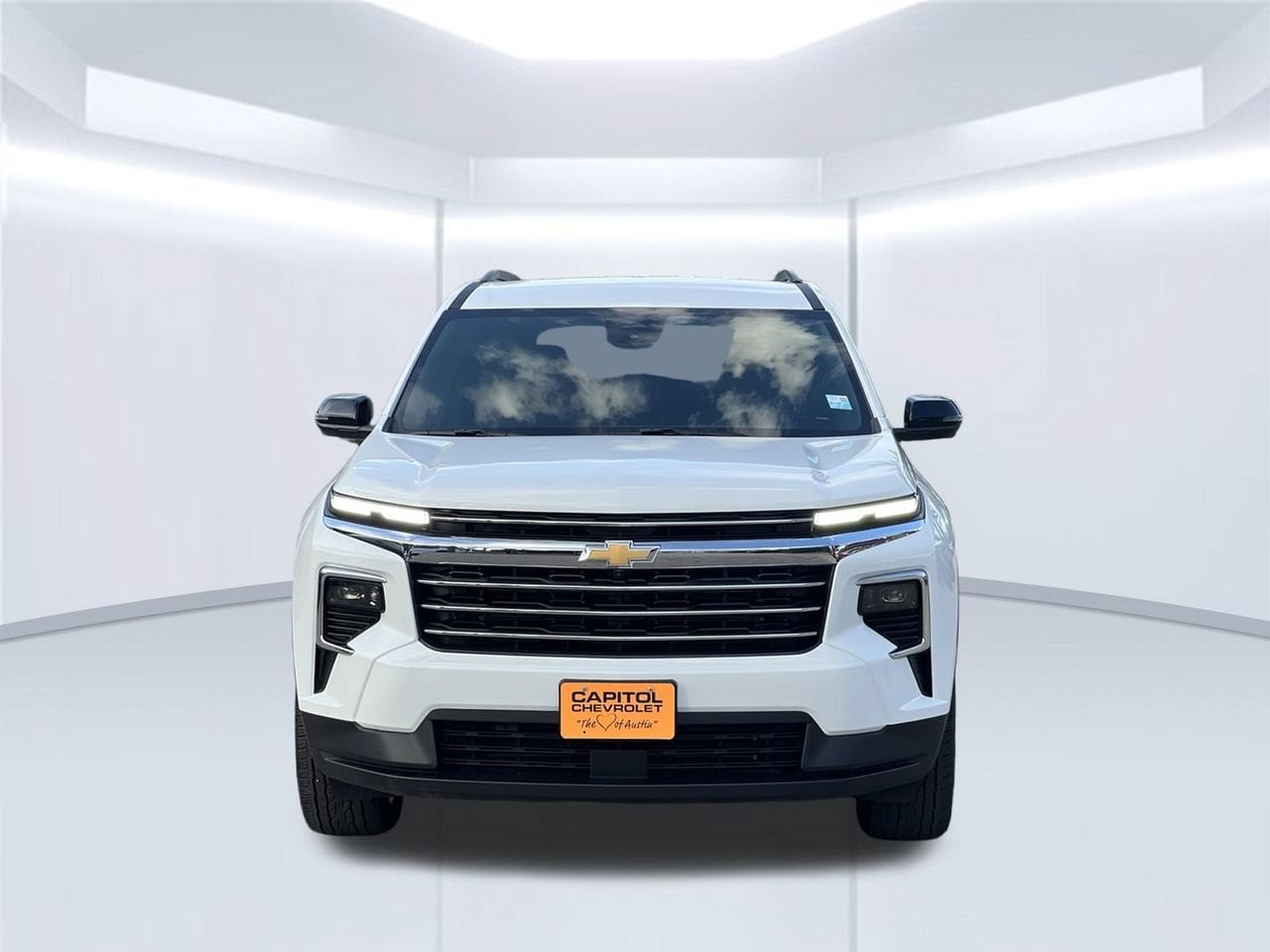 2027 Chevrolet Traverse LT SUV, photo 10