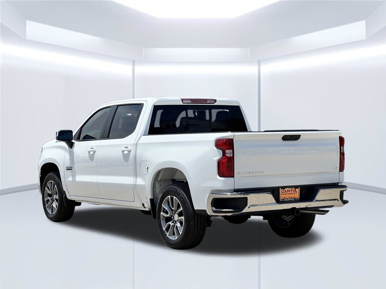 2026 Chevrolet Silverado 1500 LT - Photo 5