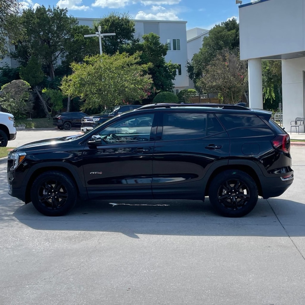 Used 2022 GMC Terrain AT4 SUV