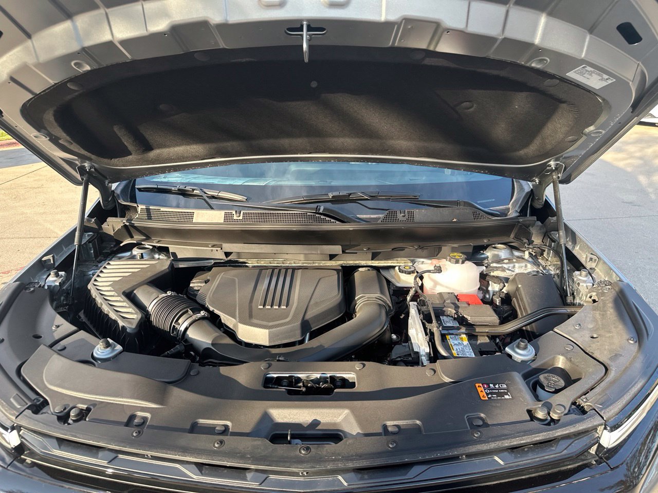 2027 Chevrolet Traverse LT - Photo 27