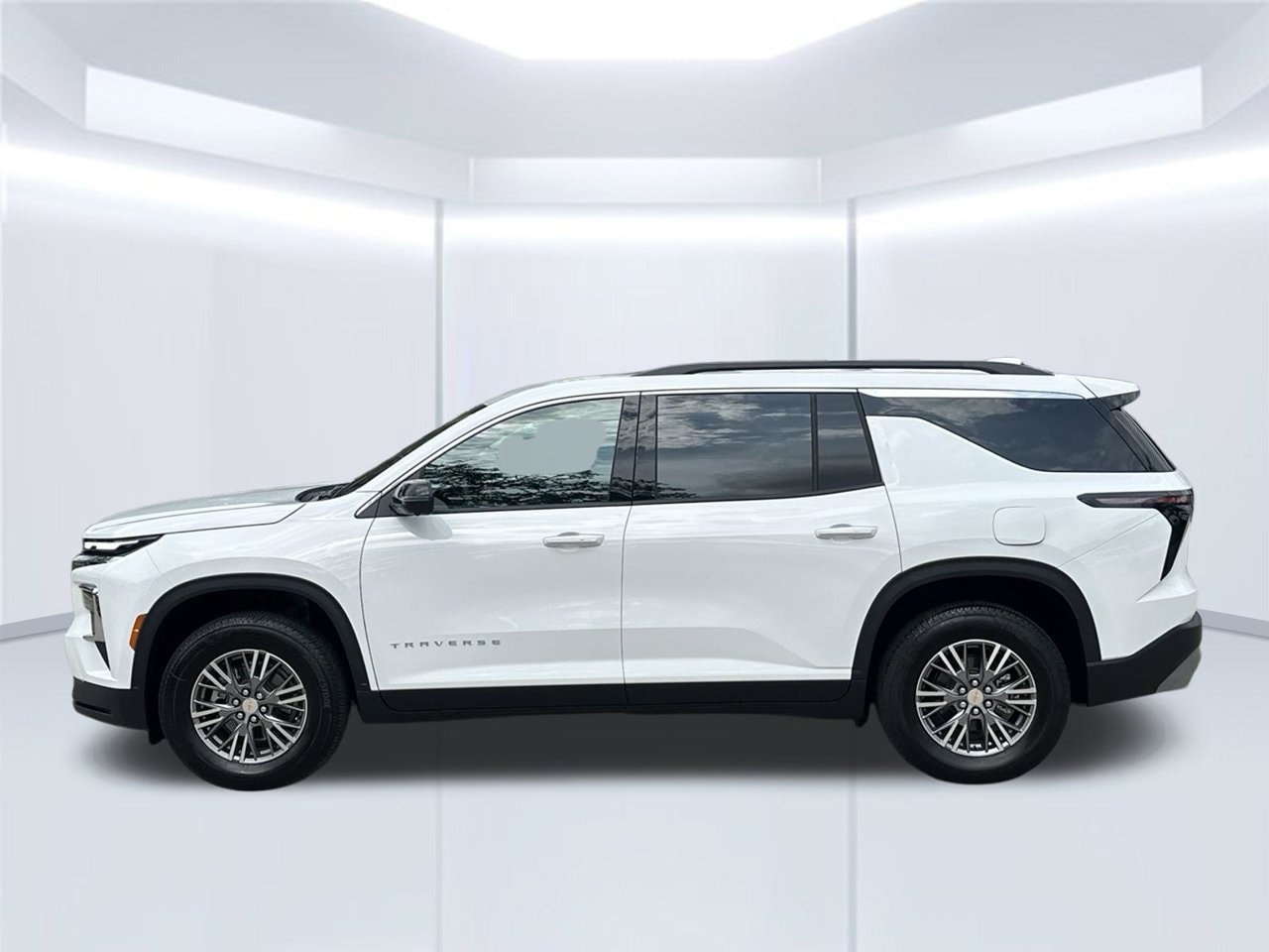 2027 Chevrolet Traverse LT - Photo 2