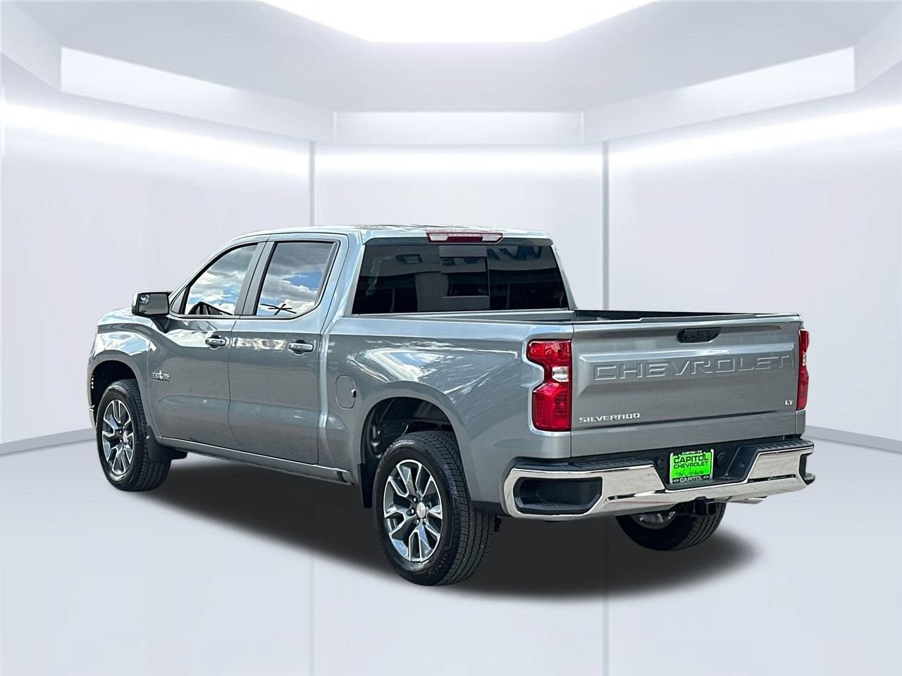 2026 Chevrolet Silverado 1500 LT, photo 3