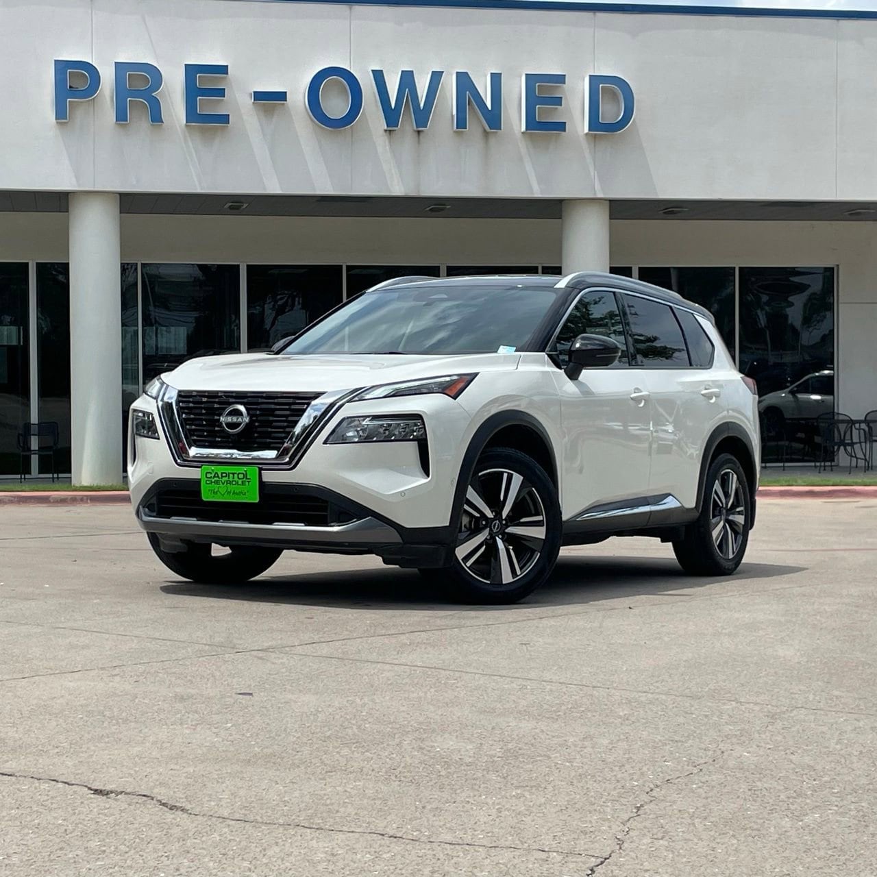 2023 Nissan Rogue SL FWD's photo