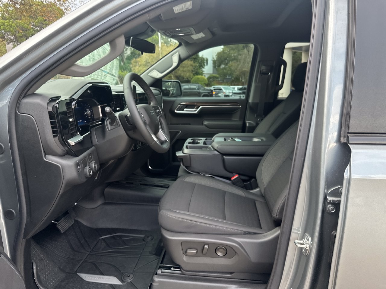 2026 Chevrolet Silverado 1500 RST - Photo 10