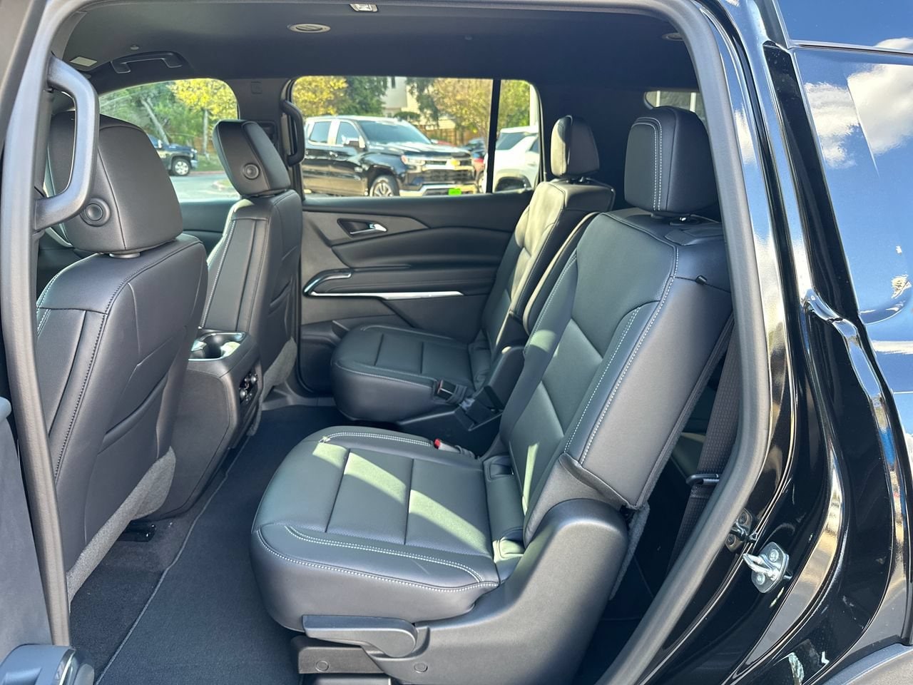 2027 Chevrolet Traverse LT, photo 27