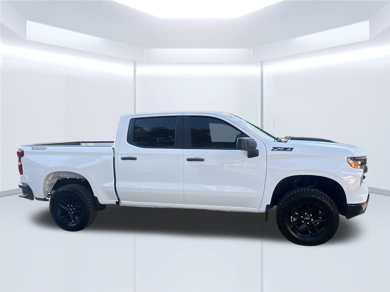 2026 Chevrolet Silverado 1500 Custom Trail Boss - Photo 6