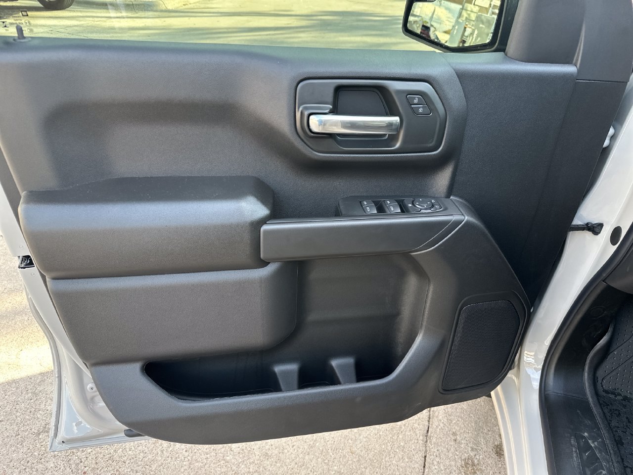 2026 Chevrolet Silverado 1500 Custom - Photo 10