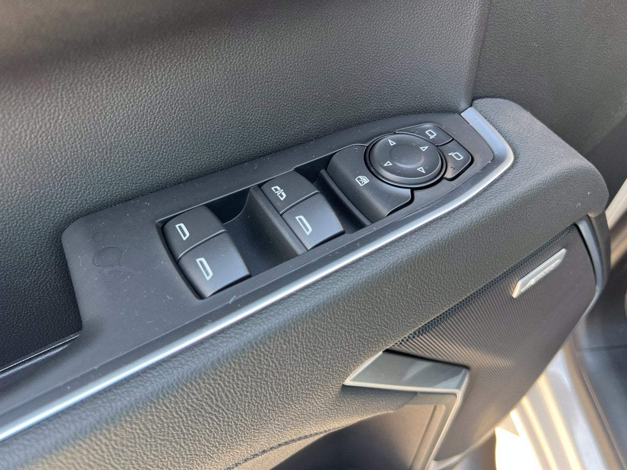 2026 Chevrolet Silverado 1500 RST Truck, photo 13