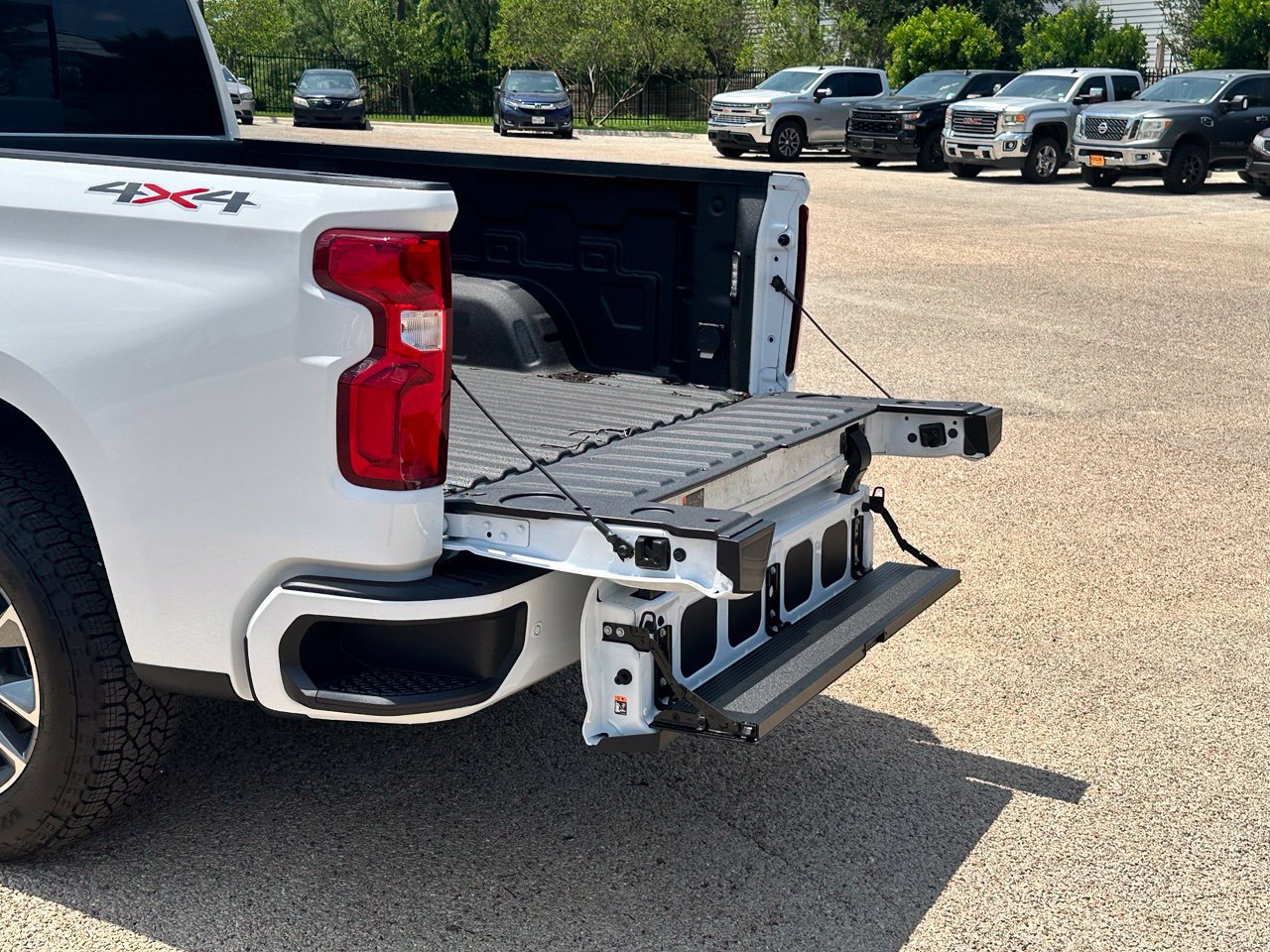 2026 Chevrolet Silverado 1500 RST Truck, photo 8