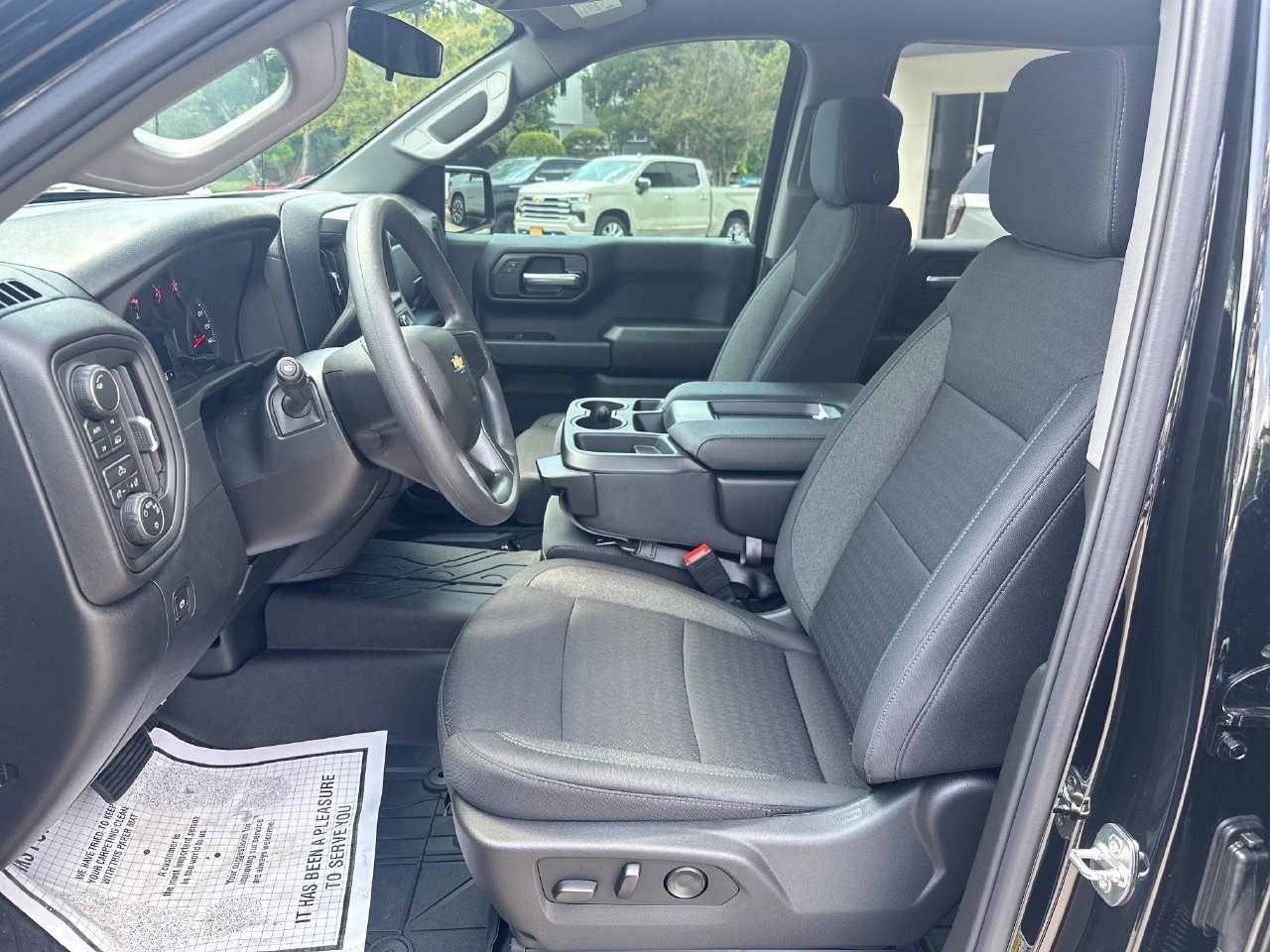 2026 Chevrolet Silverado 1500 Custom - Photo 10