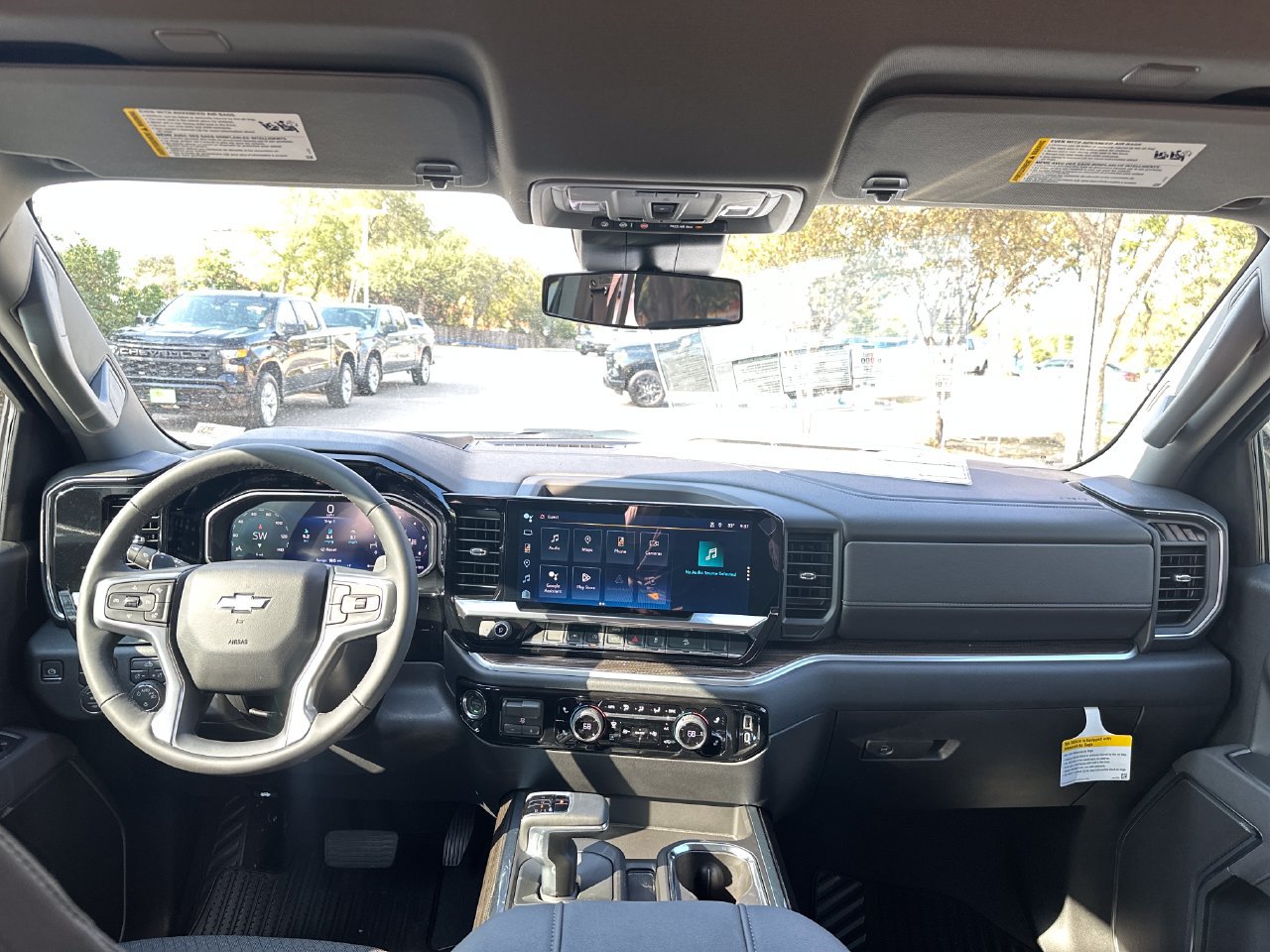 2026 Chevrolet Silverado 1500 LT Truck, photo 12