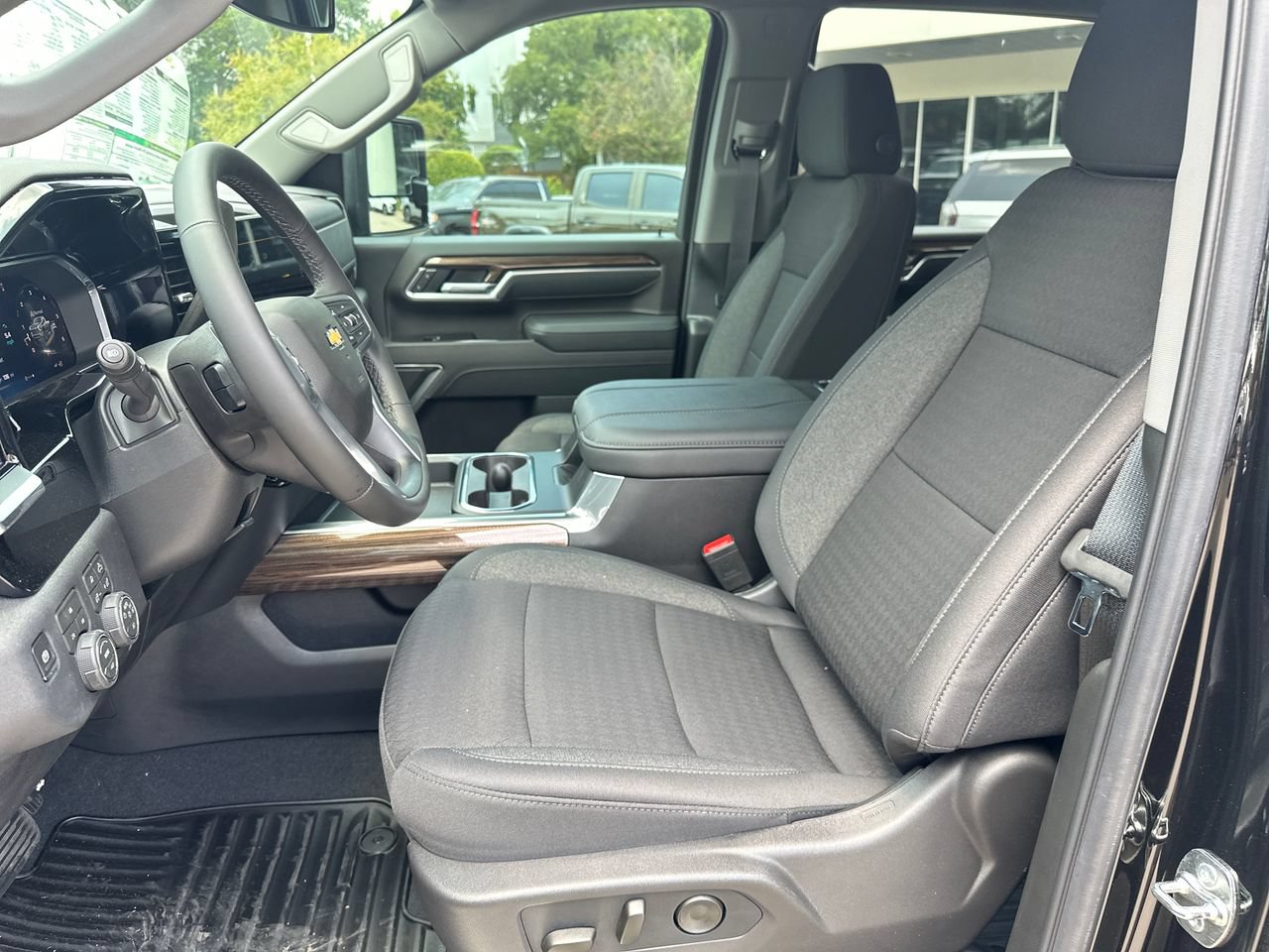 2026 Chevrolet Silverado 2500 HD LT Truck, photo 11