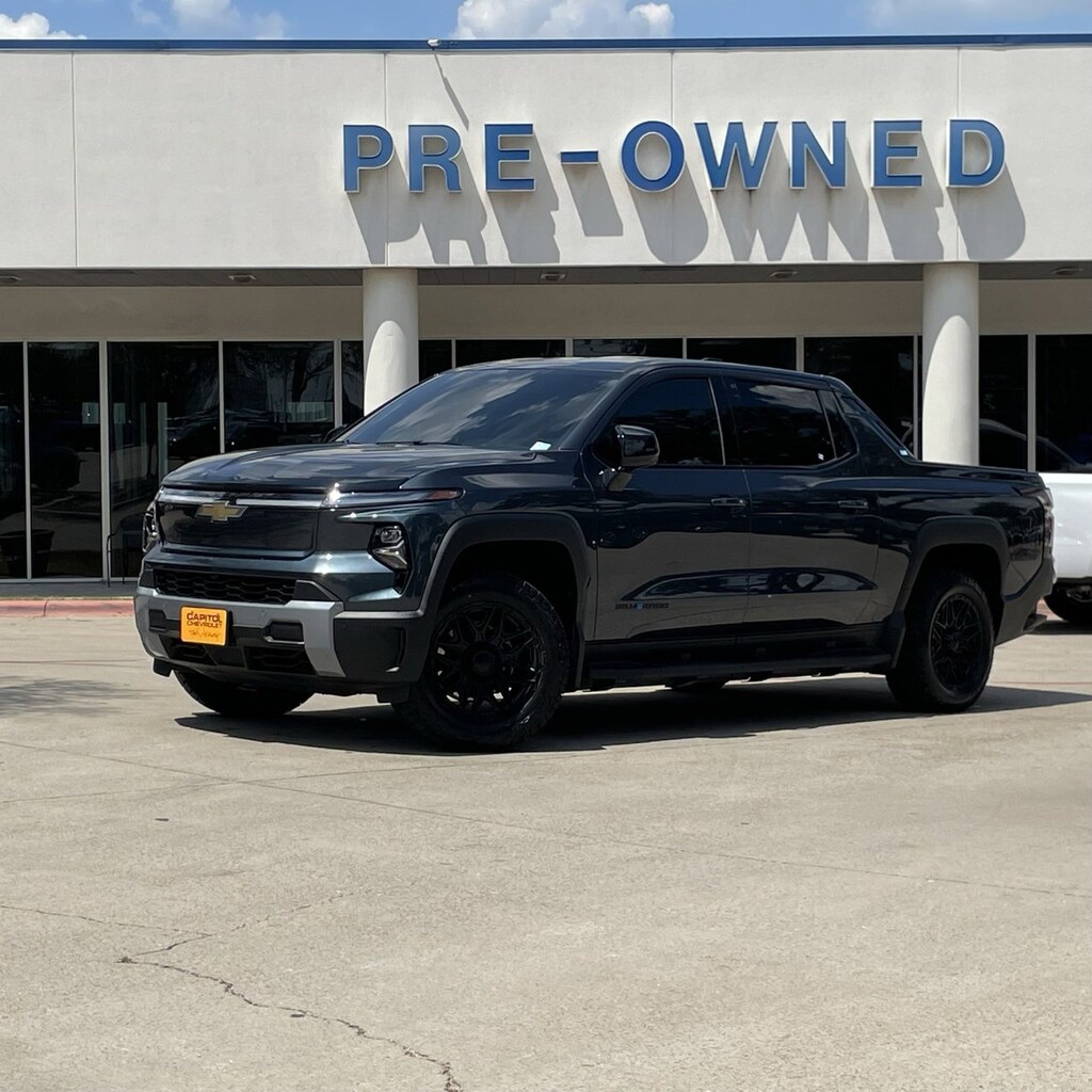 Used 2025 Chevrolet Silverado EV LT - Extended Range Truck Crew Cab