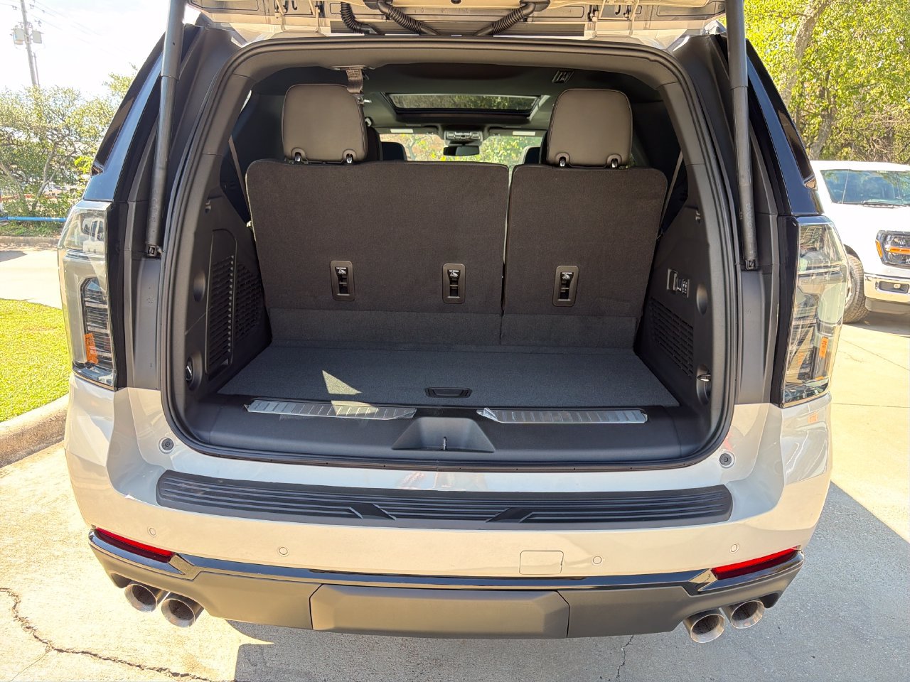 2027 Chevrolet Tahoe Z71 SUV, photo 24