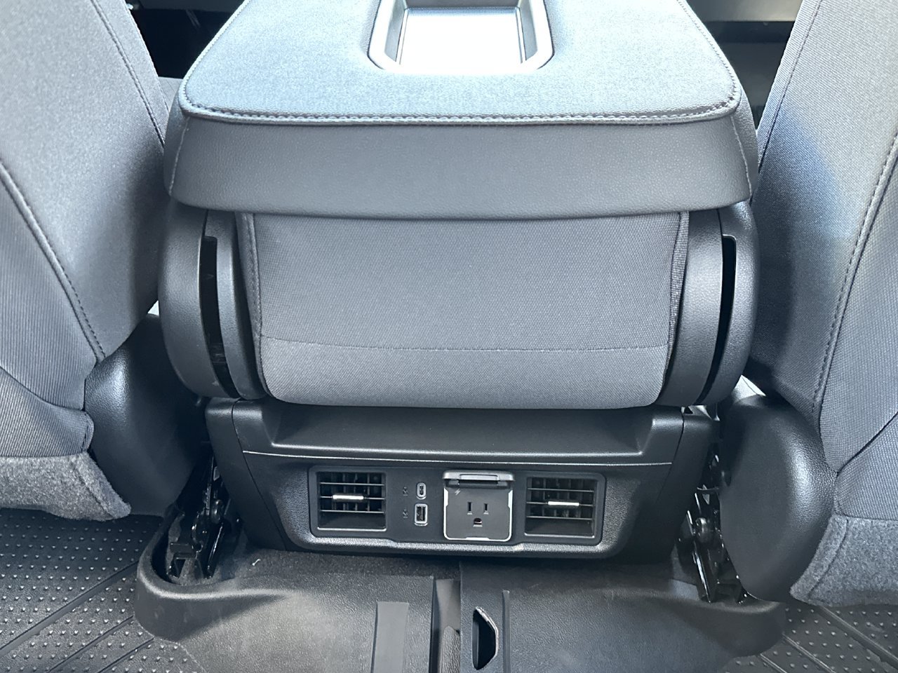 2026 Chevrolet Silverado 1500 RST Truck, photo 18