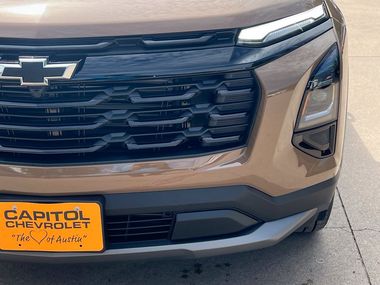 2027 Chevrolet Equinox LT - Photo 9