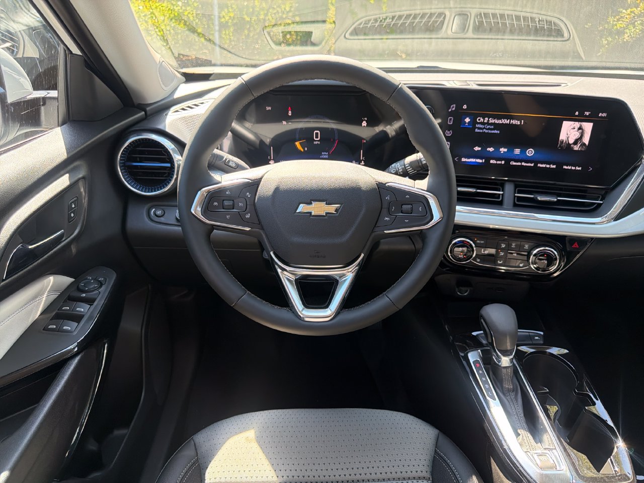 2026 Chevrolet Trax LT - Photo 13