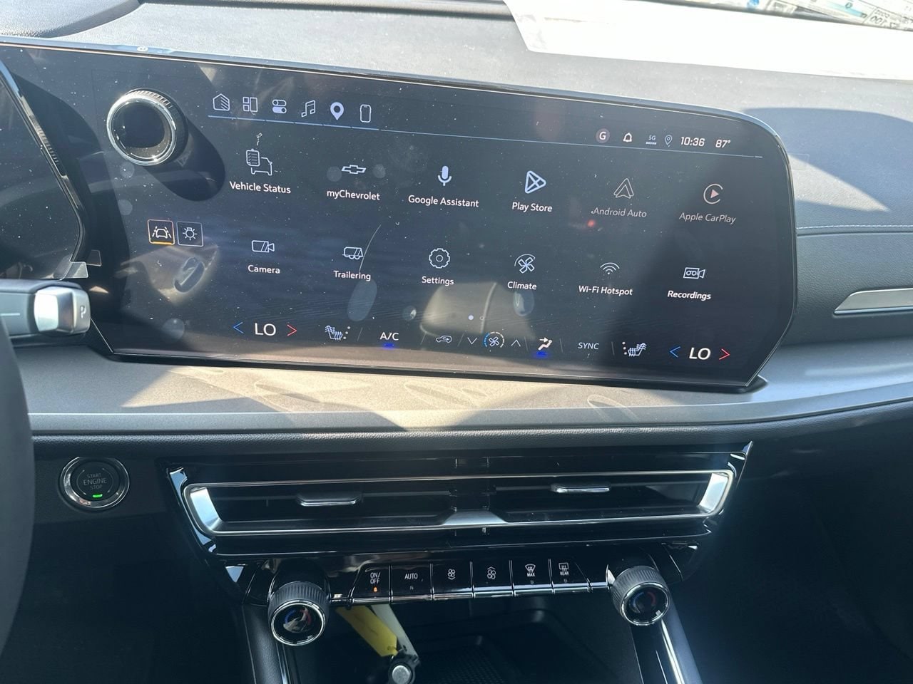 2027 Chevrolet Traverse LT, photo 19