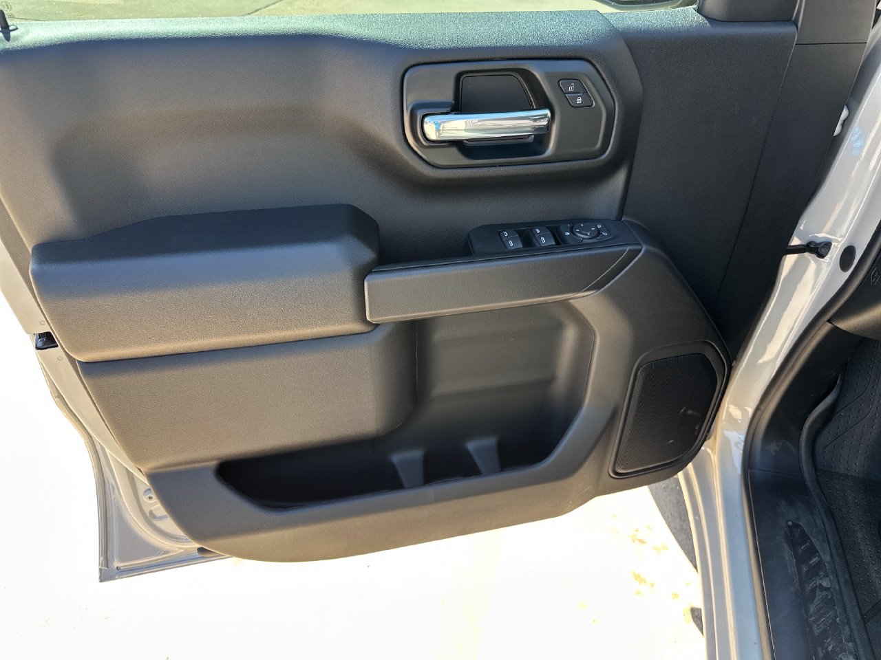 2026 Chevrolet Silverado 1500 Custom - Photo 11