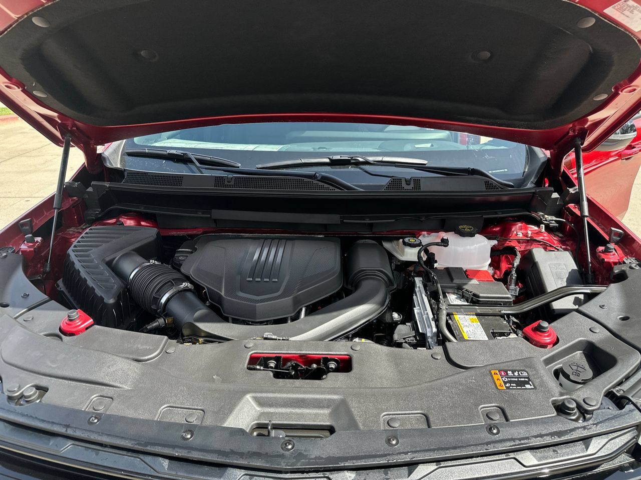 2027 Chevrolet Traverse LT, photo 22