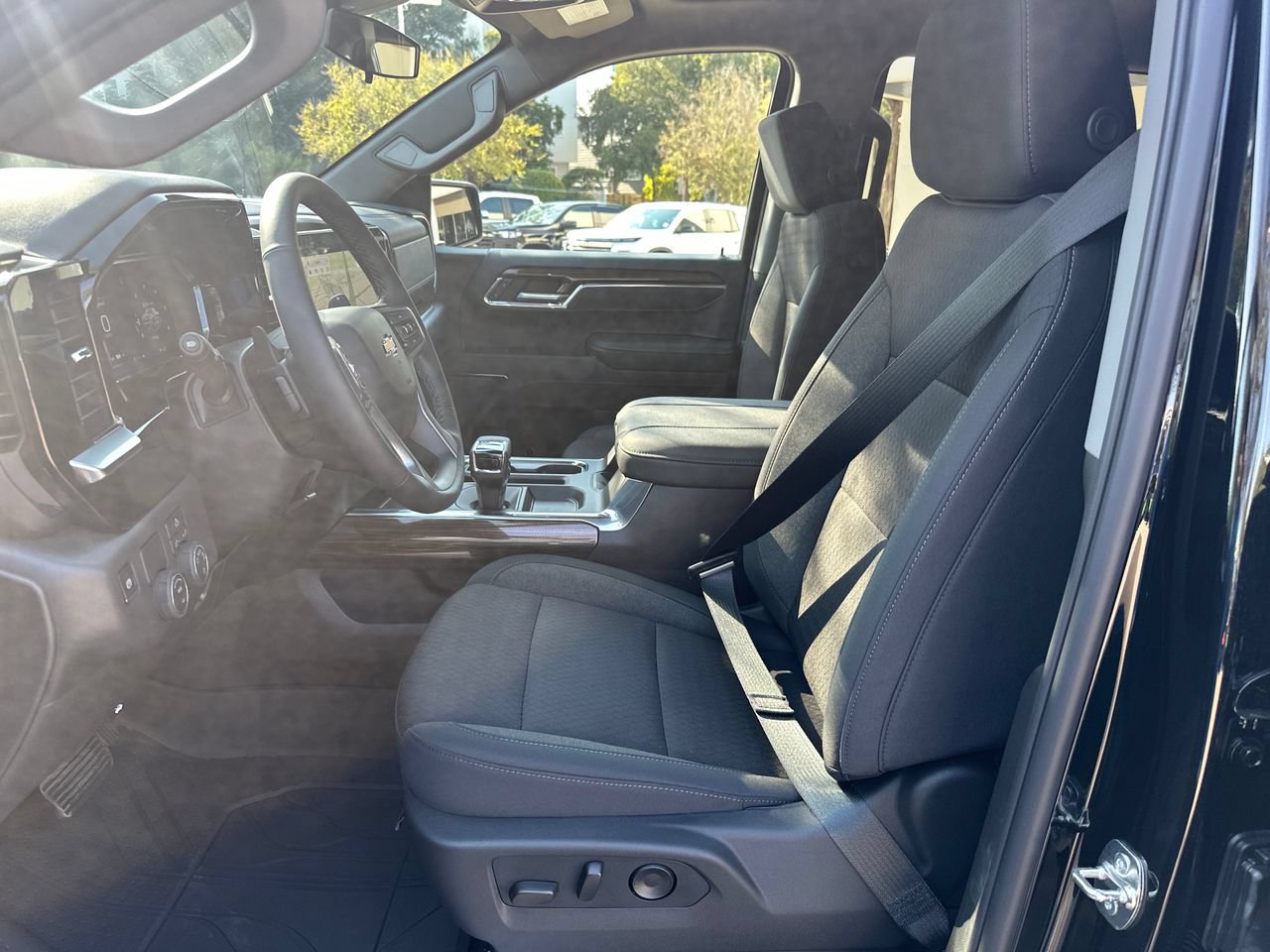 2026 Chevrolet Silverado 1500 LT Truck, photo 10