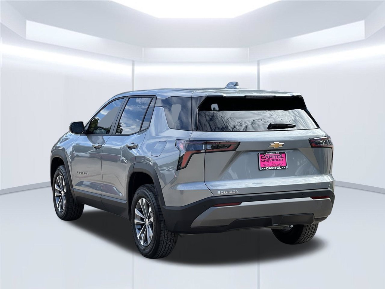 2027 Chevrolet Equinox LT - Photo 3