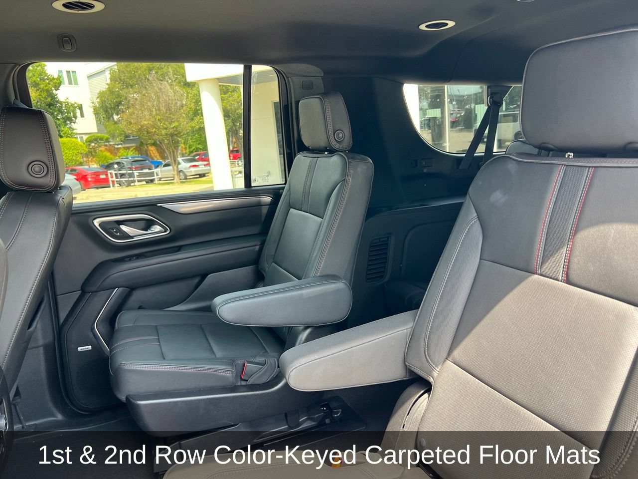 2024 Chevrolet Suburban RST - Photo 24