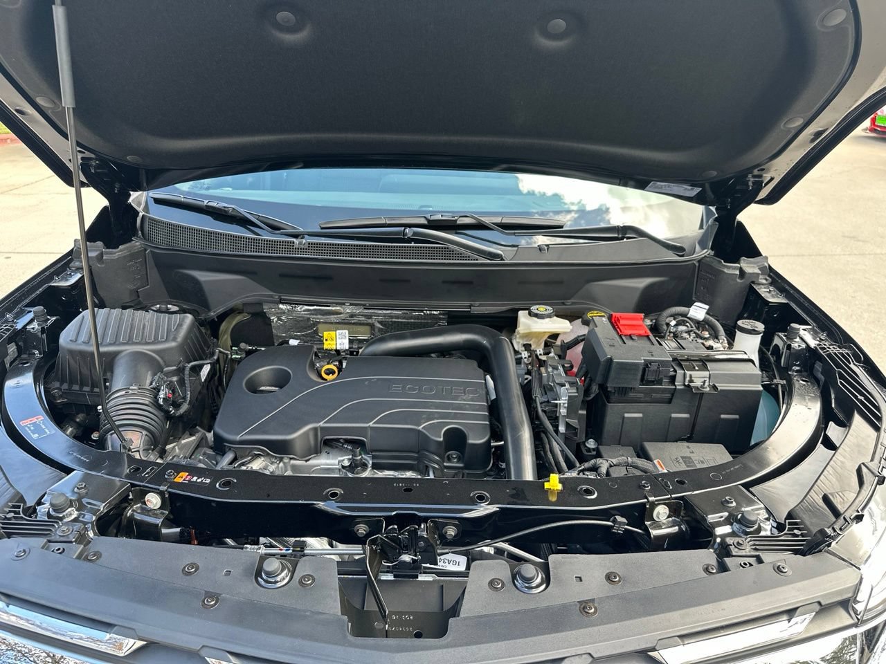 2027 Chevrolet Equinox LT - Photo 29