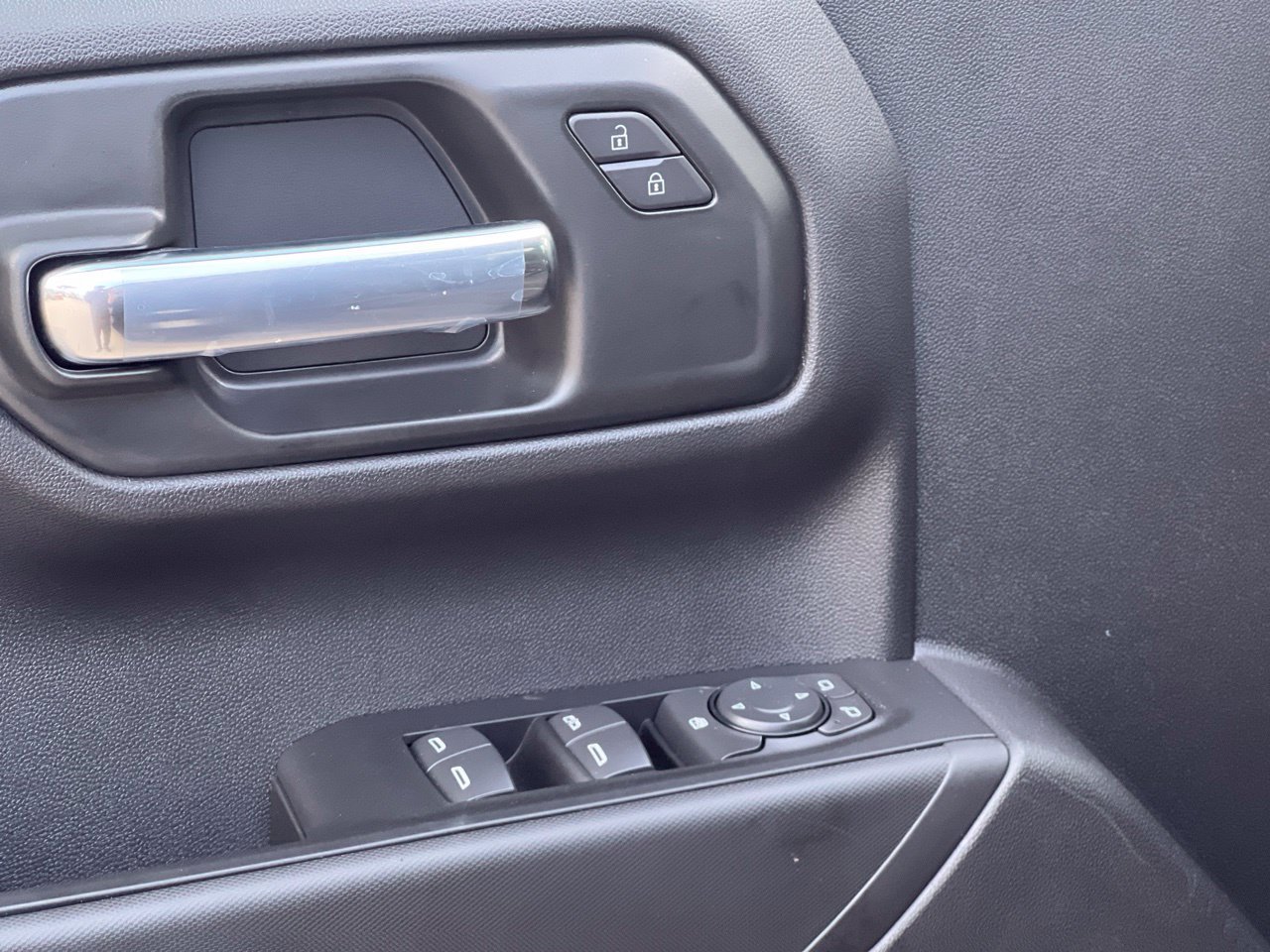 2026 Chevrolet Silverado 1500 Custom - Photo 11