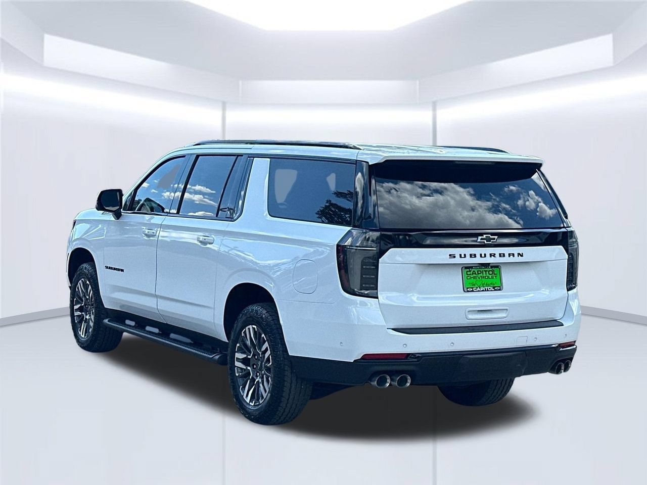 2026 Chevrolet Suburban Z71 SUV, photo 4