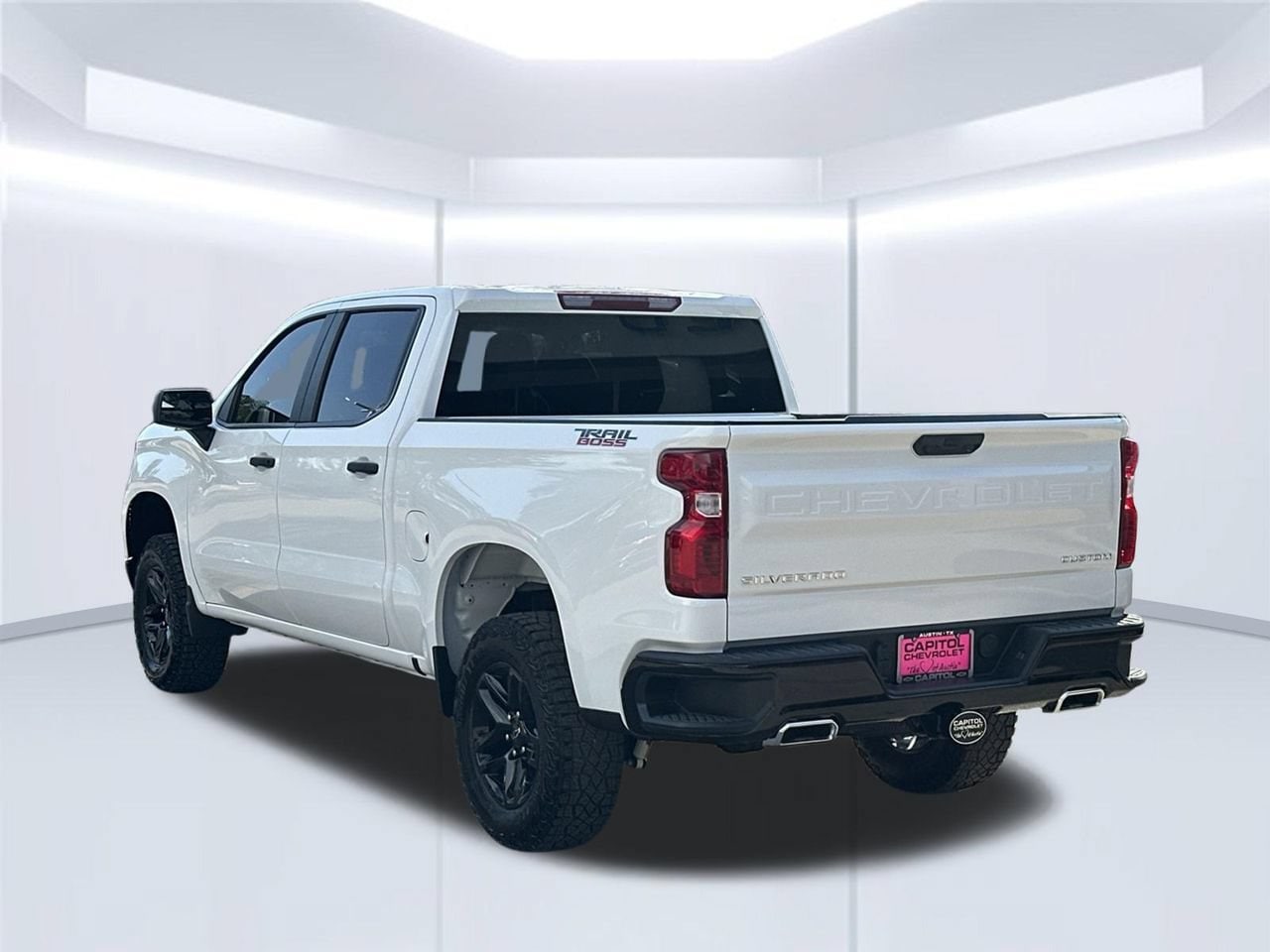 2026 Chevrolet Silverado 1500 Custom Trail Boss, photo 3