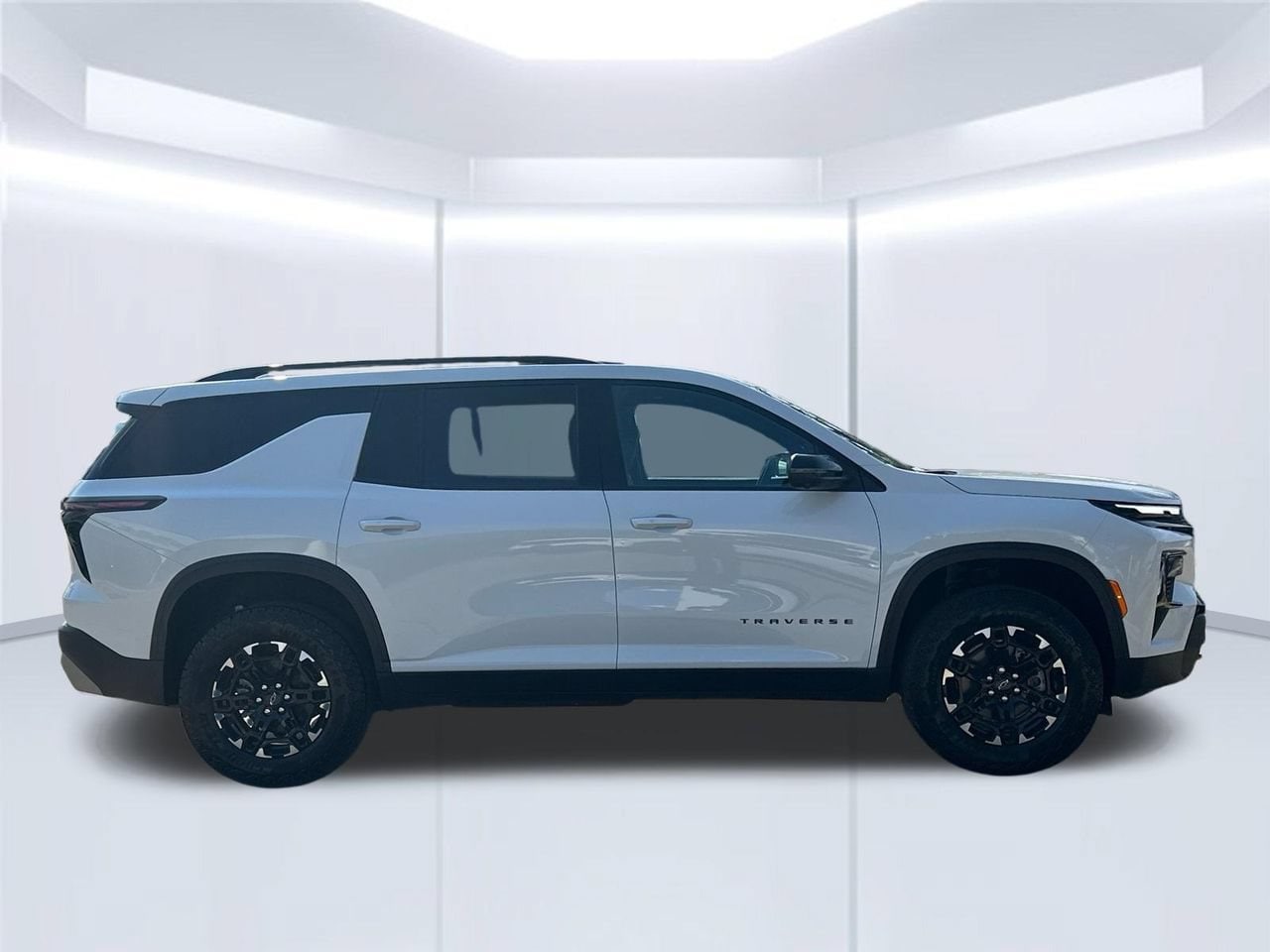 2027 Chevrolet Traverse Z71 SUV, photo 6