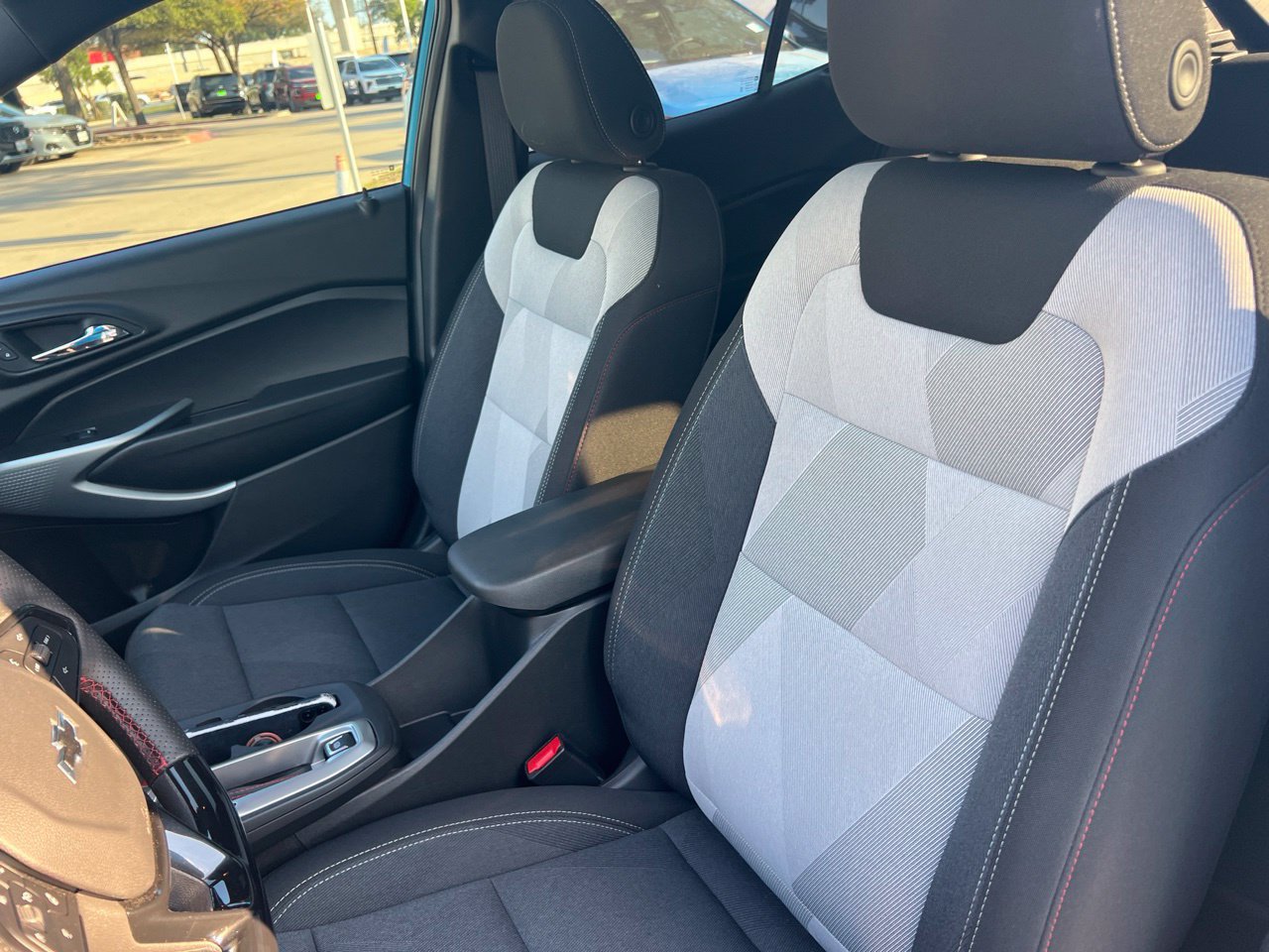 2026 Chevrolet Trax 1RS - Photo 11