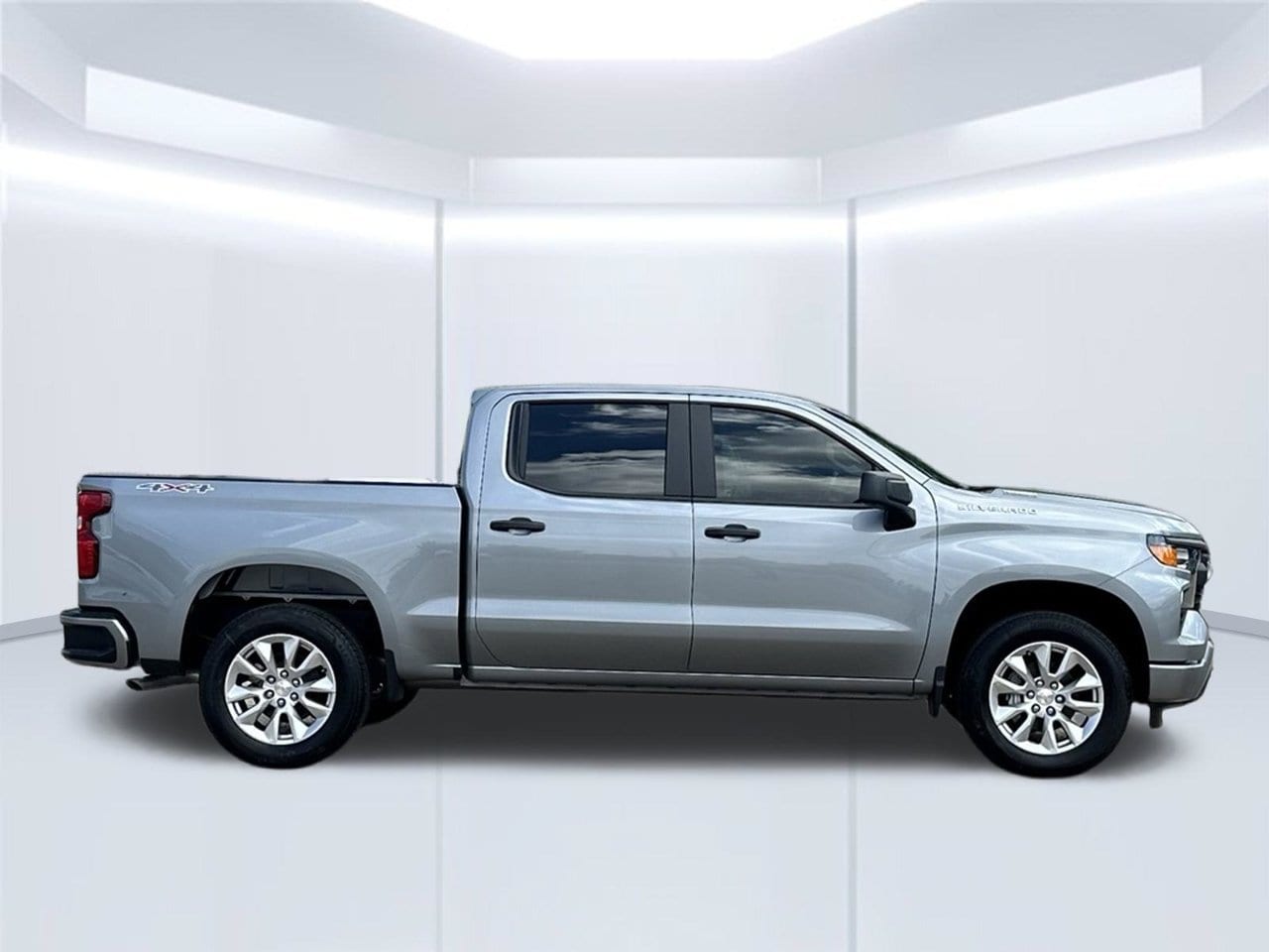 2026 Chevrolet Silverado 1500 Custom - Photo 9
